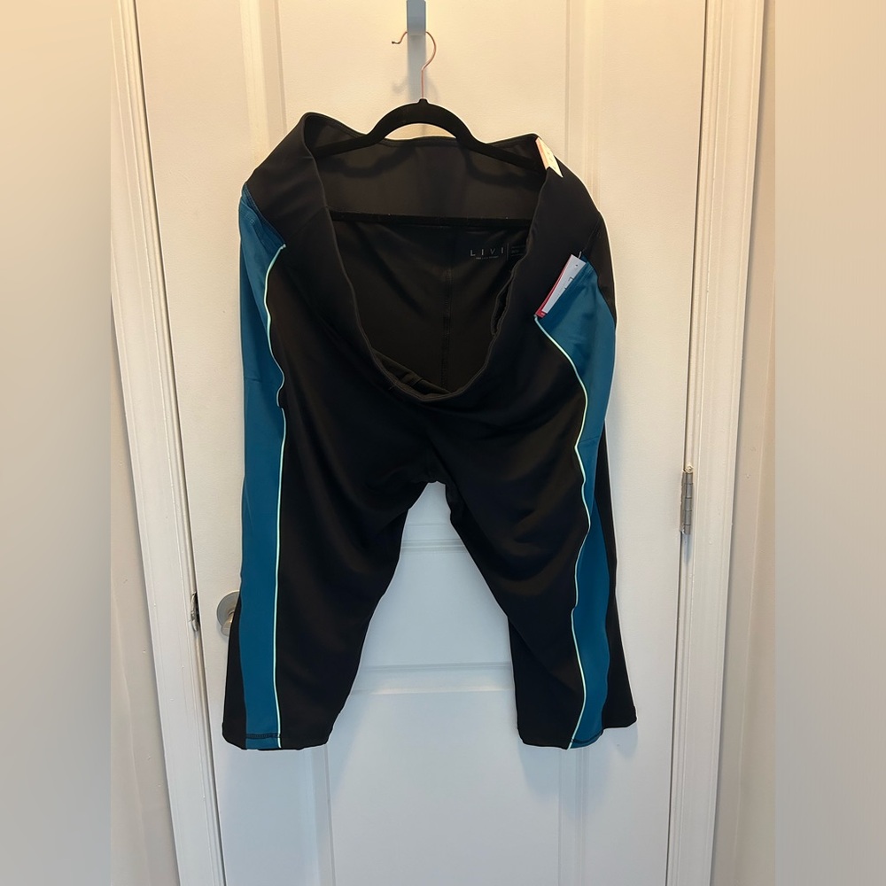 BNWT Lane Bryant LIVI pants